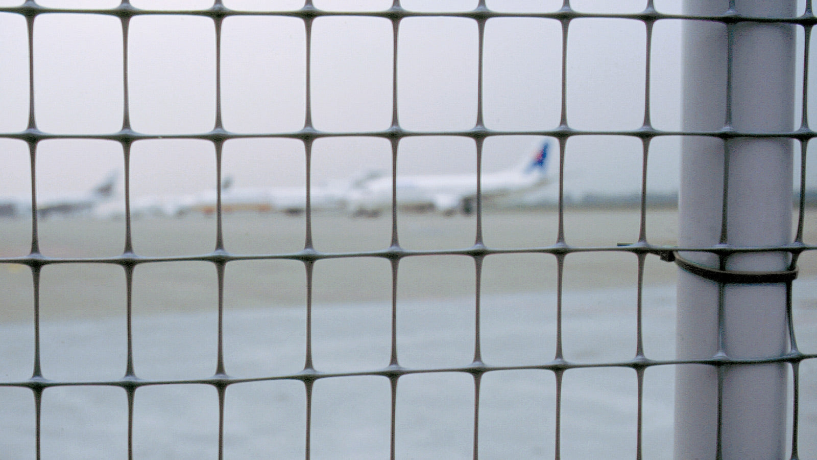 Plastic fencing nets