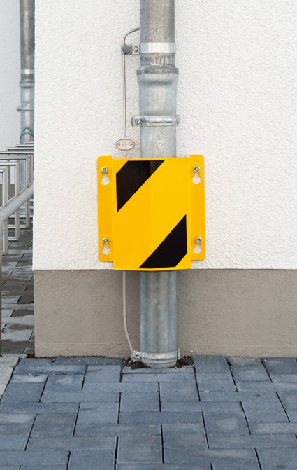 Buisbescherming -Little Mountain- gemaakt van staal, voor wandmontage, gegalvaniseerd of geel/zwart