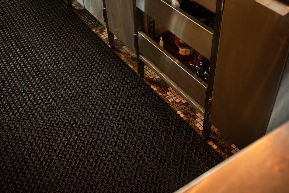 Safe Step Light – Antislip Rubber Mat