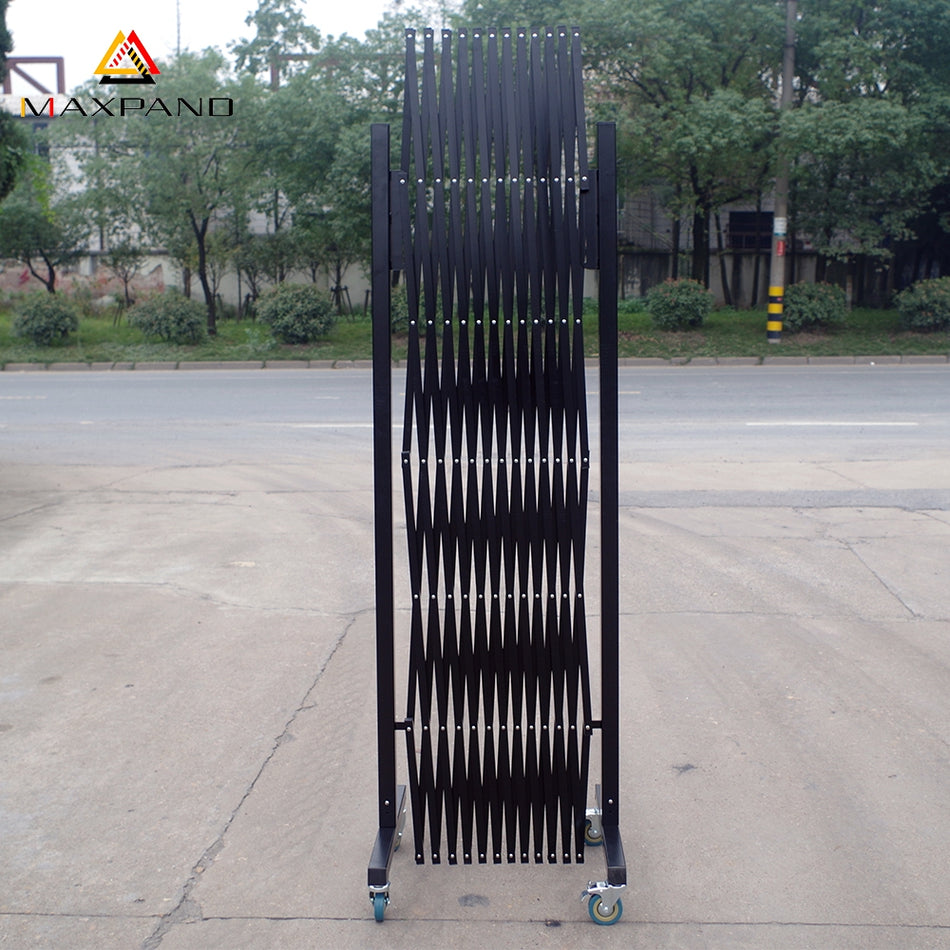 FlexiBarrier -Harmonicahek- op wielen (4 m lang 1,7m hoog)