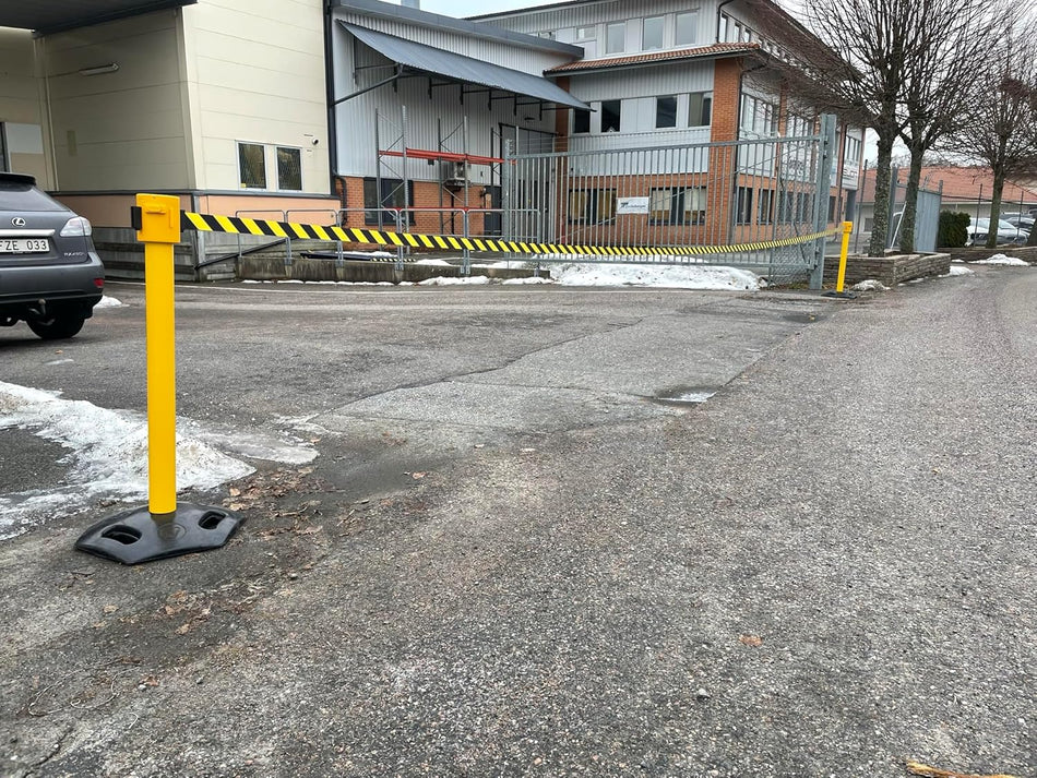 FlexiBarrier Afzetpaal -Outdoor 1050- (10,6m band)