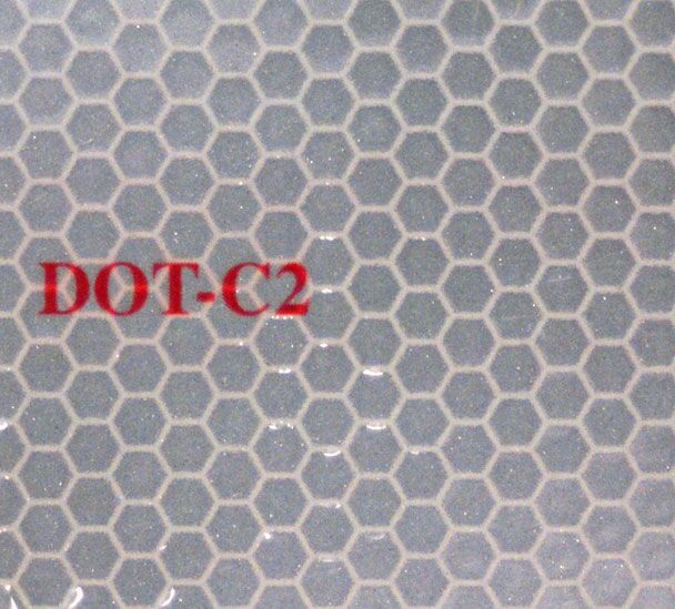 Dot Tape - goedgekeurde reflecterende tape