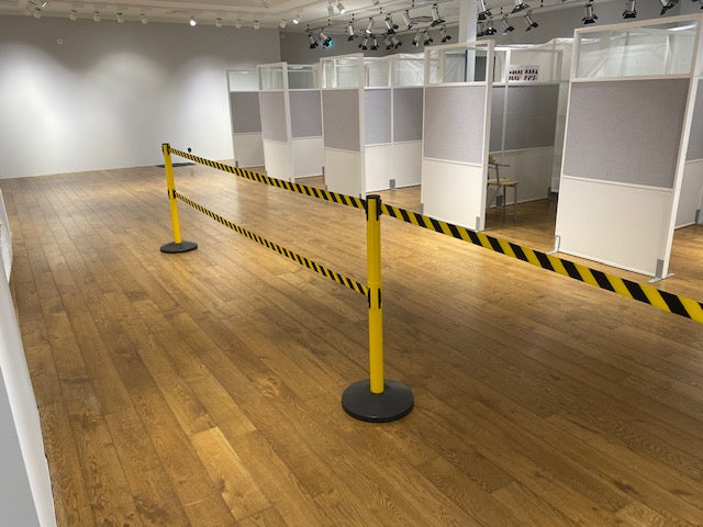 FlexiBarrier Afzetpaal met trekband -Basic Twin- (2 x 3m band)