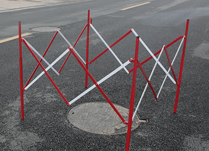 Opvouwbare nuts-/putafzetting van staal (1,3x1,3m)